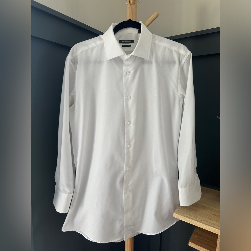 Cotton Indochino Semi-Spread Collar Dress Shirt
